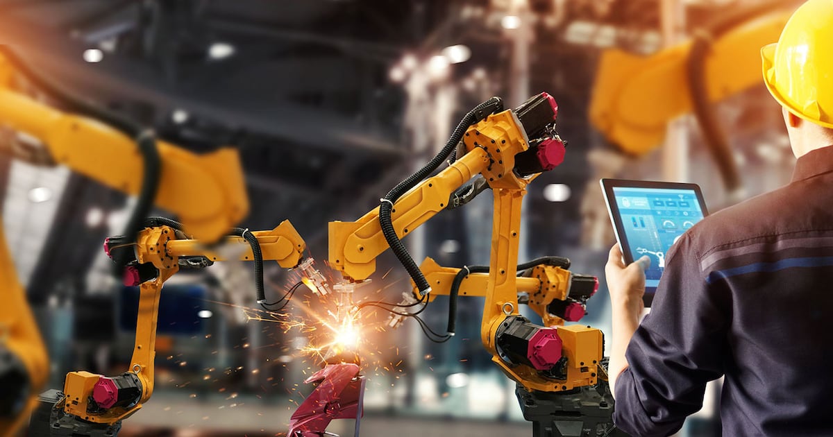 Automatización y el mito de la mejora laboral: ¿realidad o espejismo?